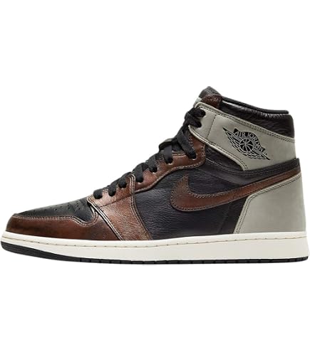 s*e様 Nike Air Jordan 1 High OG スニーカー Amazon.com | Jordan Mens Air Jordan 1 Retro High OG 555088 013